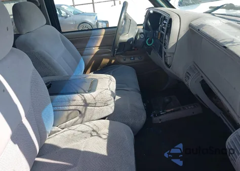 1997 Chevrolet K1500 Fleetside z USA, uszkodzony, nr VIN 1GCEK19R1VE117507